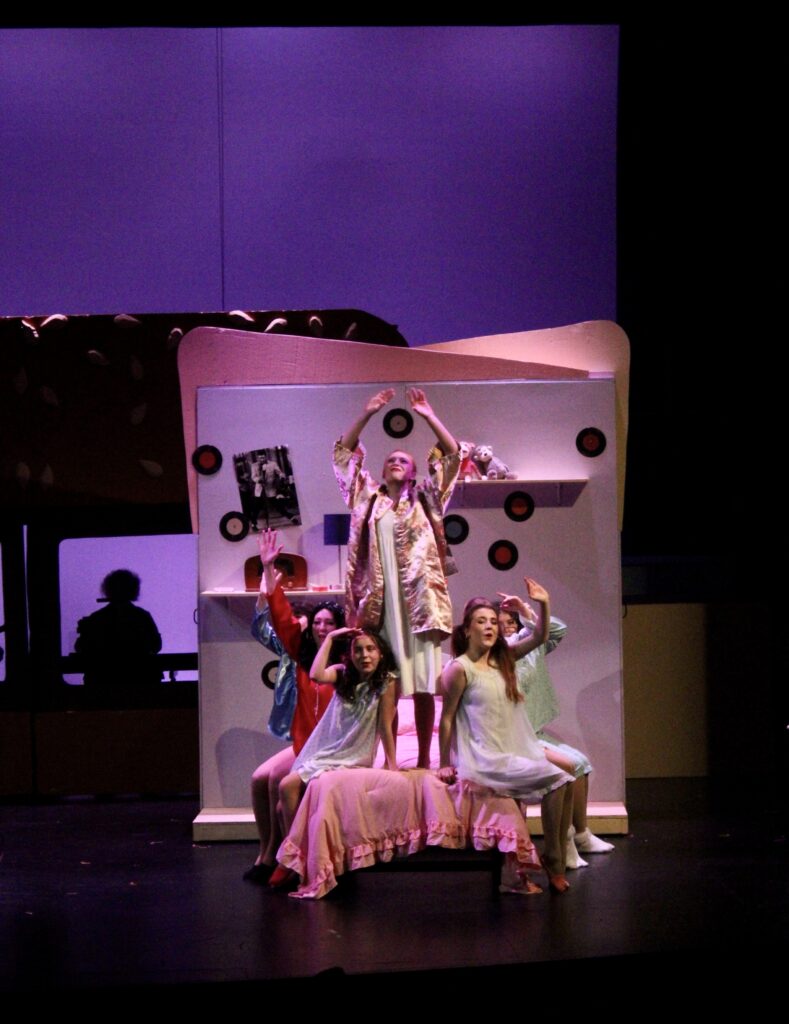 3B9E317E-F1B2-4F65-84A9-653D4CC1B473